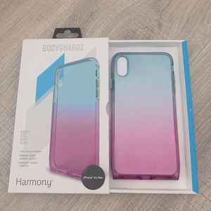 iPhone XS Max Bodyguardz Case purple & blue